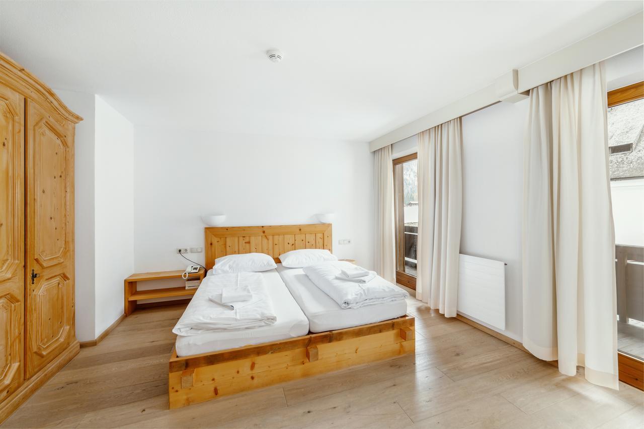 Hotel Pillerseehof Sankt Ulrich am Pillersee Kamer foto